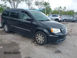 2016 Chrysler Town & Country Touring with VIN 2C4RC1BG6GR147583, listed as a IAAI auction lot 42178958 with 149,404 mi miles and . Bid and sale history available at DreamBid. Image 1.