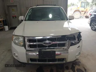 2009 Ford Escape Hybrid z VIN 1FMCU59329KB01081, wystawiony jako IAAI lot #42557114 z przebiegiem 206 972 mil mil oraz . Historia ofert i sprzedaży dostępna na DreamBid. Obrazek 12.