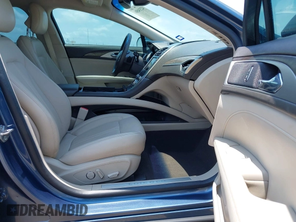 2019 Lincoln MKZ Reserve I with VIN 3LN6L5C99KR601818, listed as a IAAI auction lot 42334586 with 59,883 mi miles and . Bid and sale history available at DreamBid. Image 5.