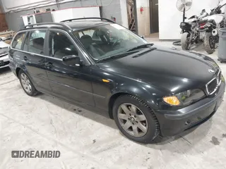 2004 BMW 3 Series 325xi with VIN WBAEP33464PF04602, listed as a IAAI auction lot 41634556 with 92,408 mi miles. Bid and sale history available at carsss.com. Image 1.