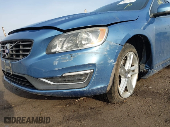 2014 Volvo S60 T5 z VIN YV1612FH1E2274829, wystawiony jako IAAI lot #41712251 z przebiegiem 87 269 mil mil oraz . Historia ofert i sprzedaży dostępna na DreamBid. Obrazek 6.