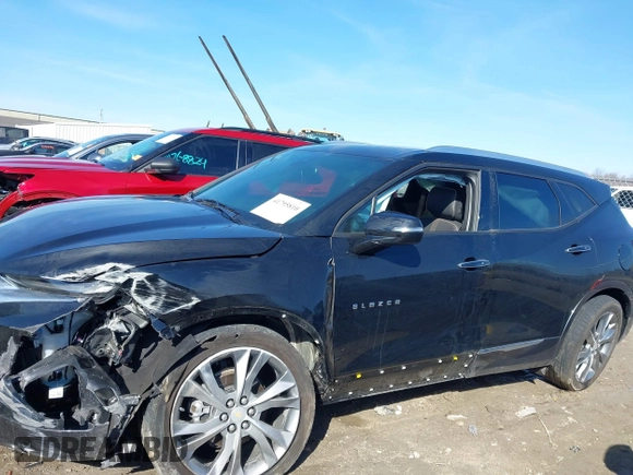 2022 Chevrolet Blazer Premier with VIN 3GNKBLR46NS133864, listed as a IAAI auction lot 41795810 with 30,487 mi miles and . Bid and sale history available at DreamBid. Image 14.