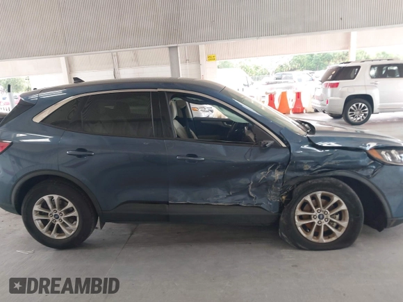 2020 Ford Escape SE with VIN 1FMCU0G68LUB95091, listed as a IAAI auction lot 42548510 with 101,708 mi miles and . Bid and sale history available at DreamBid. Image 13.