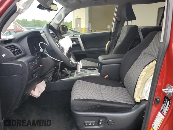2024 Toyota 4Runner SR5 with VIN JTEMU5JR6R6260652, listed as a Copart auction lot 57820885 with 20,396 mi miles and Clean title. Bid and sale history available at DreamBid. Image 7.