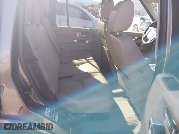 2011 Land Rover LR4 HSE with VIN SALAG2D41BA554176, listed as a IAAI auction lot 41871182 with 154,569 mi miles and . Bid and sale history available at DreamBid. Image 8.