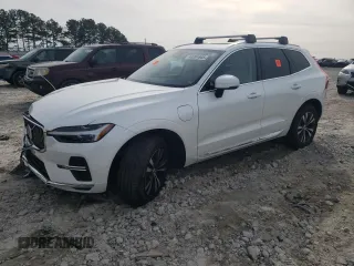 2023 Volvo XC60 Recharge Plug-In Hybrid Core Dark Theme with VIN YV4H60DK3P1226435, listed as a Copart auction lot 43201845 with 9,271 mi miles and Salvage Title. Bid and sale history available at carsss.com. Image 1.