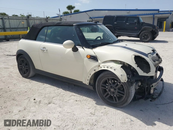 2014 MINI Convertible с VIN WMWZN3C56ET569651, выставлен на аукционе Copart как лот 66455675 с пробегом 117 994 миль миль и Списание • Salvage title. История ставок и продаж доступна на DreamBid. Изображение 4.