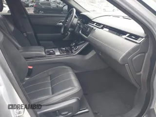 2019 Land Rover Range Rover Velar R-Dynamic SE with VIN SALYL2FVXKA213746, listed as a IAAI auction lot 41403010 with 68,693 mi miles and . Bid and sale history available at DreamBid. Image 5.