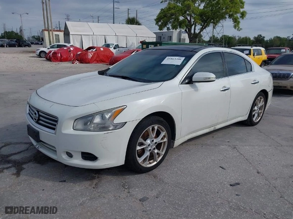 2014 Nissan Maxima 3.5 SV with VIN 1N4AA5AP0EC473211, listed as a IAAI auction lot 41863206 with 79184 miles. Bid and sale history available at carsss.com. Image 2.