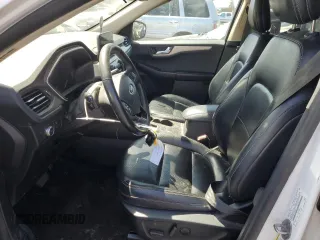 2020 Ford Escape SEL with VIN 1FMCU0H69LUA80949, listed as a Copart auction lot 60462985 with 82,144 mi miles and Salvage title. Bid and sale history available at DreamBid. Image 7.