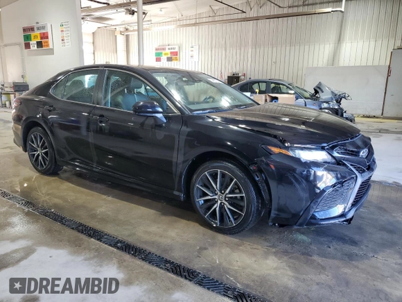 2021 Toyota Camry SE Nightshade with VIN 4T1G11AK4MU516714, listed as a Copart auction lot 54687245 with 147,616 mi miles and Salvage Title. Bid and sale history available at carsss.com. Image 4.