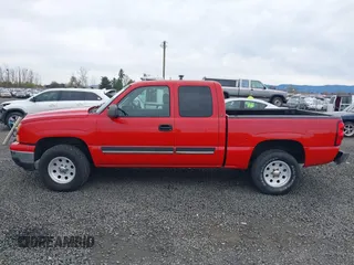 2006 Chevrolet Silverado 1500 LT1 with VIN 1GCEC19T26Z151569, listed as a IAAI auction lot 41817845 with 182,706 mi miles and . Bid and sale history available at DreamBid. Image 14.