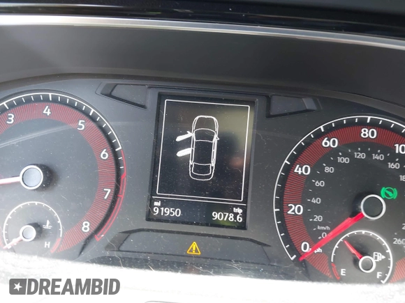 2019 Volkswagen Jetta S z VIN 3VWCB7BU9KM144272, wystawiony jako IAAI lot #41997518 z przebiegiem 91 950 mil mil oraz . Historia ofert i sprzedaży dostępna na DreamBid. Obrazek 7.