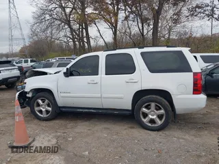 2008 Chevrolet Tahoe LTZ with VIN 1GNFK13098J160218, listed as a IAAI auction lot 40876511 with 186,701 mi miles and . Bid and sale history available at DreamBid. Image 14.