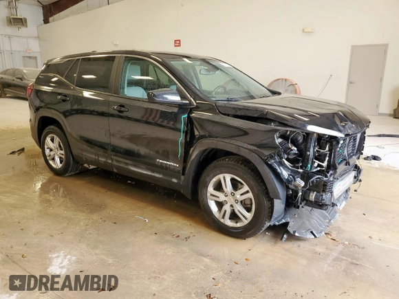 2022 GMC Terrain SLE z VIN 3GKALTEV2NL173695, wystawiony jako Copart lot #62925205 z przebiegiem 106 460 mil mil oraz Czysty tytuł • Clean title. Historia ofert i sprzedaży dostępna na DreamBid. Obrazek 4.