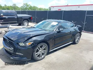 2016 Ford Mustang EcoBoost z VIN 1FA6P8TH2G5276754, wystawiony jako IAAI lot #42157727 z przebiegiem 71 174 mil mil oraz . Historia ofert i sprzedaży dostępna na DreamBid. Obrazek 17.