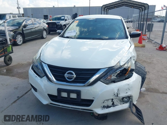 2017 Nissan Altima SV z VIN 1N4AL3AP3HC476185, wystawiony jako IAAI lot #40580202 z przebiegiem 118 710 mil mil oraz . Historia ofert i sprzedaży dostępna na DreamBid. Obrazek 12.