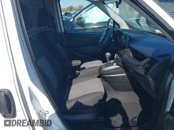 2019 Ram ProMaster City Cargo Tradesman z VIN ZFBHRFAB1K6N89591, wystawiony jako IAAI lot #41129142 z przebiegiem 63 225 mil mil oraz . Historia ofert i sprzedaży dostępna na DreamBid. Obrazek 5.