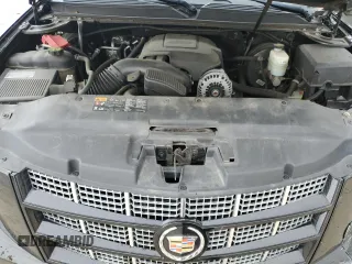 2014 Cadillac Escalade Premium z VIN 1GYS4CEF9ER224120, wystawiony jako Copart lot #57487655 z przebiegiem 78 309 mil mil oraz Czysty tytuł • Clean title. Historia ofert i sprzedaży dostępna na DreamBid. Obrazek 11.