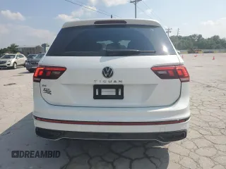 2023 Volkswagen Tiguan SE R-Line Black z VIN 3VVCB7AX0PM006045, wystawiony jako Copart lot #59591775 z przebiegiem 44 155 mil mil oraz Szkoda całkowita • Salvage title. Historia ofert i sprzedaży dostępna na DreamBid. Obrazek 6.