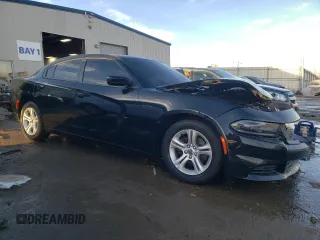 2019 Dodge Charger SXT with VIN 2C3CDXBGXKH725547, listed as a Copart auction lot 42208915 with 93,723 mi miles and Salvage title. Bid and sale history available at DreamBid. Image 4.