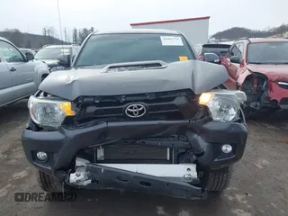2014 Toyota Tacoma with VIN 3TMLU4EN1EM148353, listed as a IAAI auction lot 41602756 with 89,563 mi miles. Bid and sale history available at carsss.com. Image 13.