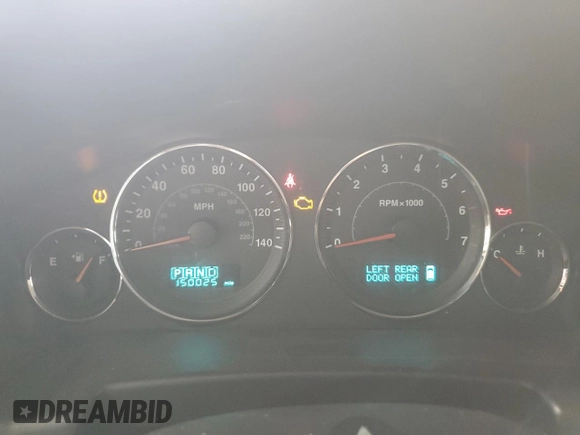 2006 Jeep Commander z VIN 1J8HG48K96C346009, wystawiony jako Copart lot #60691615 z przebiegiem 150 025 mil mil oraz Czysty tytuł • Clean title. Historia ofert i sprzedaży dostępna na DreamBid. Obrazek 9.