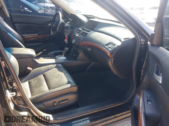 2012 Honda Accord EX-L z VIN 1HGCP3F87CA029972, wystawiony jako IAAI lot #41726134 z przebiegiem 265 380 mil mil oraz . Historia ofert i sprzedaży dostępna na DreamBid. Obrazek 5.