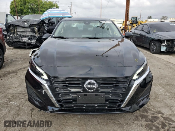 2025 Nissan Altima SV with VIN 1N4BL4DV1SN362587, listed as a Copart auction lot 54373685 with 4,875 mi miles and Clean Title. Bid and sale history available at DreamBid. Image 5.