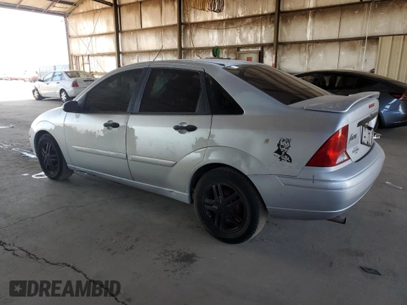 2000 Ford Focus SE with VIN 1FAFP3435YW430214, listed as a Copart auction lot 55068375 with 219,475 mi miles and Salvage Title. Bid and sale history available at carsss.com. Image 2.