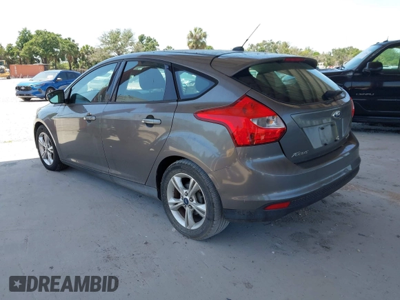 2013 Ford Focus SE with VIN 1FADP3K2XDL265306, listed as a IAAI auction lot 42029295 with 84,076 mi miles. Bid and sale history available at carsss.com. Image 3.