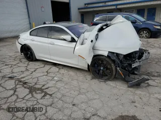 2015 BMW M6 z VIN WBS6C9C58FD467982, wystawiony jako Copart lot #78689983 z przebiegiem Nie podano mil oraz Szkody całkowita. Historia ofert i sprzedaży dostępna na DreamBid. Obrazek 4.