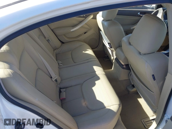 2006 Infiniti G35 with VIN JNKCV51E06M503890, listed as a IAAI auction lot 41604122 with 148,680 mi miles. Bid and sale history available at carsss.com. Image 8.