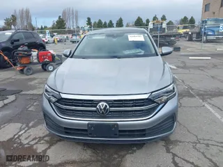 2024 Volkswagen Jetta SE with VIN 3VW7M7BU8RM019513, listed as a IAAI auction lot 41804389 with 41,944 mi miles. Bid and sale history available at carsss.com. Image 12.