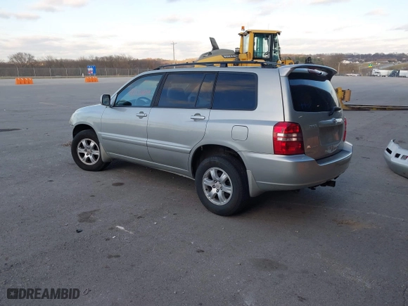 2003 Toyota Highlander with VIN JTEHF21A630114668, listed as a IAAI auction lot 41052604 with 107,151 mi miles. Bid and sale history available at carsss.com. Image 3.