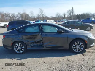 2015 Chrysler 200 S with VIN 1C3CCCDG6FN727592, listed as a IAAI auction lot 41769446 with 27,542 mi miles. Bid and sale history available at carsss.com. Image 13.
