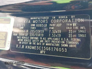 2016 Kia Sedona SX-L with VIN KNDME5C15G6176053, listed as a IAAI auction lot 41213512 with 137,299 mi miles. Bid and sale history available at carsss.com. Image 9.
