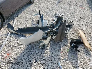 2020 Volvo XC60 Momentum с VIN YV4102RK7L1582842, выставлен на аукционе Copart как лот 56717465 с пробегом 81 274 миль миль и Списание • Salvage title. История ставок и продаж доступна на DreamBid. Изображение 13.
