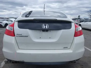 2010 Honda Crosstour EX-L z VIN 5J6TF2H57AL005231, wystawiony jako IAAI lot #42029109 z przebiegiem 134 451 mil mil oraz . Historia ofert i sprzedaży dostępna na DreamBid. Obrazek 16.
