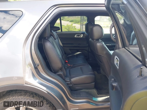 2014 Ford Explorer XLT with VIN 1FM5K7D8XEGC21589, listed as a IAAI auction lot 42558702 with 140,818 mi miles and . Bid and sale history available at DreamBid. Image 8.