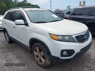 2012 Kia Sorento EX with VIN 5XYKU4A66CG227487, listed as a IAAI auction lot 41925941 with 185,464 mi miles. Bid and sale history available at carsss.com. Image 1.