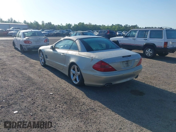 2003 Mercedes-Benz SL 500 with VIN WDBSK75F53F010905, listed as a IAAI auction lot 41998993 with Not provided miles and . Bid and sale history available at DreamBid. Image 3.