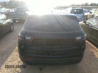 2022 Jeep Compass High Altitude with VIN 3C4NJDCB8NT121845, listed as a IAAI auction lot 41145281 with 22,848 mi miles and . Bid and sale history available at carsss.com. Image 17.
