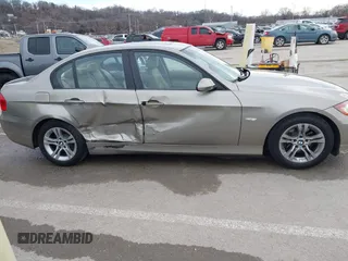 2008 BMW 3 Series 328i with VIN WBAVA33518K053136, listed as a IAAI auction lot 41640409 with 89,506 mi miles and . Bid and sale history available at DreamBid. Image 6.