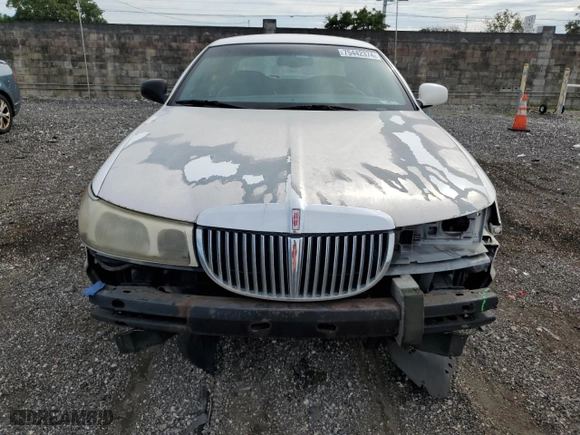 2002 Lincoln Town Car Executive with VIN 1LNHM81W82Y609104, listed as a Copart auction lot 75442374 with 324,612 mi miles and Salvage Title. Bid and sale history available at carsss.com. Image 5.