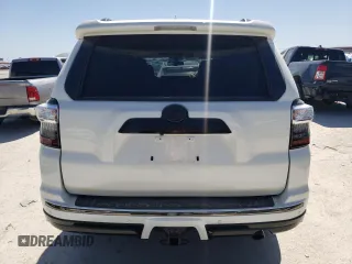 2019 Toyota 4Runner SR5 with VIN JTEBU5JR5K5704574, listed as a Copart auction lot 48764195 with 77,874 mi miles and Salvage title. Bid and sale history available at DreamBid. Image 6.