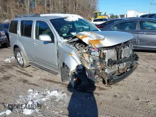 2012 Nissan Pathfinder LE z VIN 5N1AR1NB3CC611231, wystawiony jako IAAI lot #41559890 z przebiegiem Nie podano mil oraz . Historia ofert i sprzedaży dostępna na DreamBid. Obrazek 1.