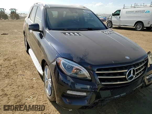 2014 Mercedes-Benz M 350 z VIN 4JGDA5HB1EA284141, wystawiony jako Copart lot #56667235 z przebiegiem 271 236 mil mil oraz Szkoda całkowita • Salvage title. Historia ofert i sprzedaży dostępna na DreamBid. Obrazek 15.