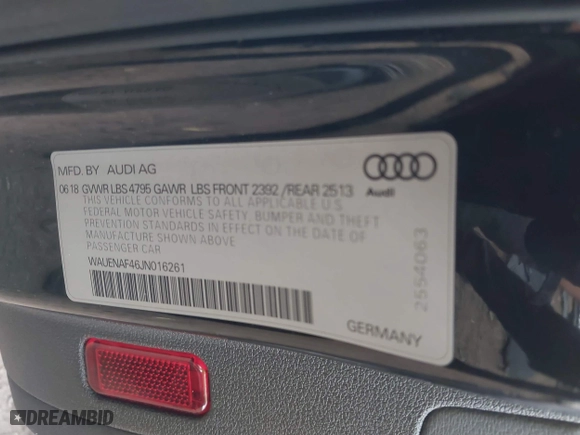 2018 Audi A4 Premium Plus with VIN WAUENAF46JN016261, listed as a IAAI auction lot 40404223 with 51,874 mi miles. Bid and sale history available at carsss.com. Image 9.