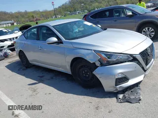2020 Nissan Altima S z VIN 1N4BL4BV2LC217770, wystawiony jako IAAI lot #42016783 z przebiegiem 128 388 mil mil oraz . Historia ofert i sprzedaży dostępna na DreamBid. Obrazek 1.